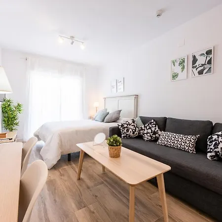 Апарт-отель Toboso Plaza Нерха