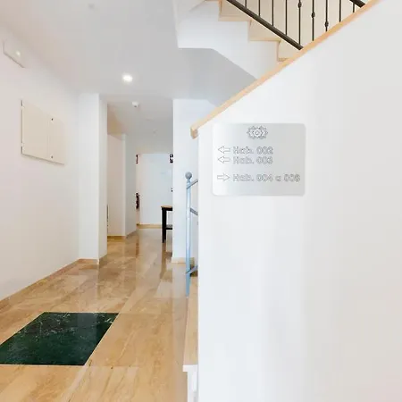 Апарт-отель Toboso Plaza