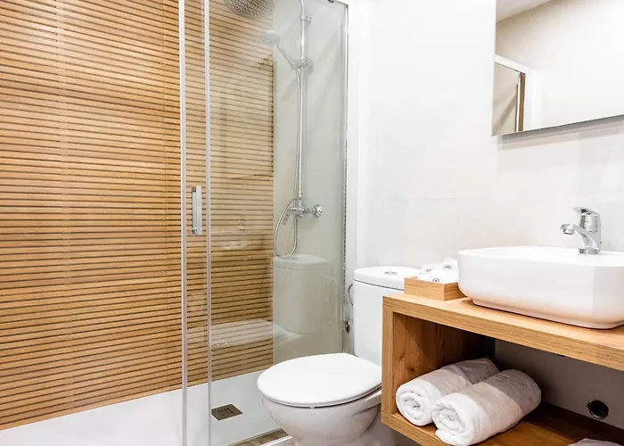 Toboso Plaza Нерха