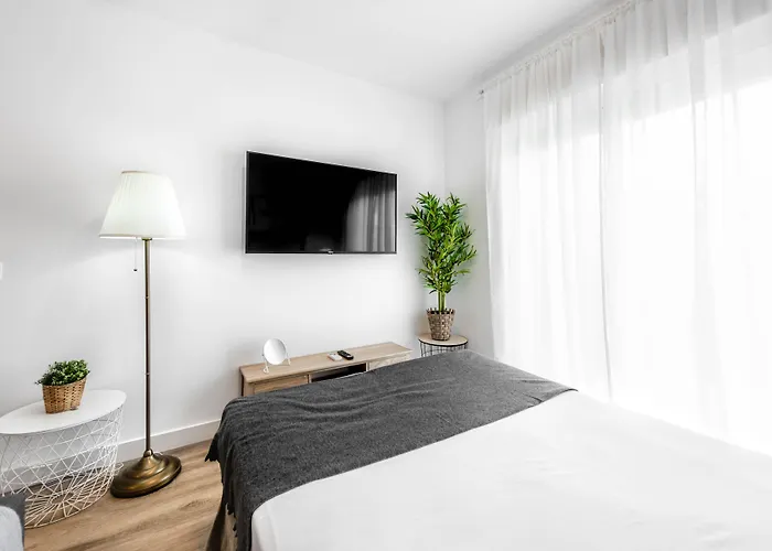 Toboso Plaza 4* Нерха