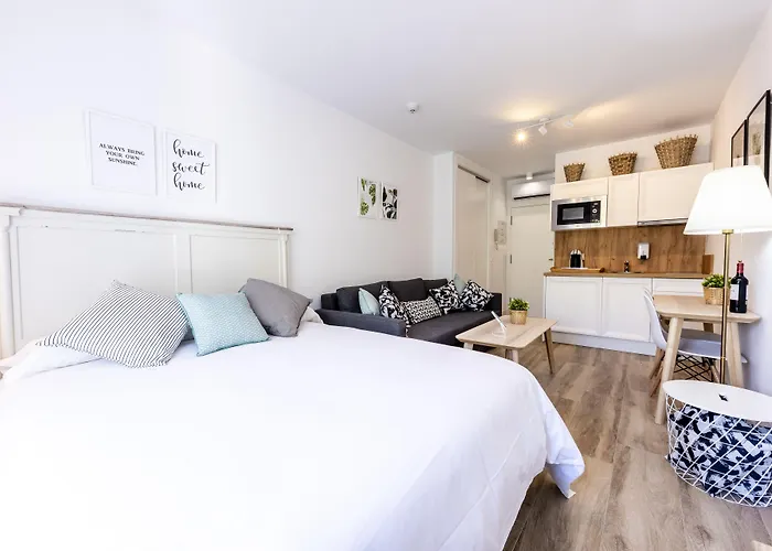 Toboso Plaza Apart-hotel